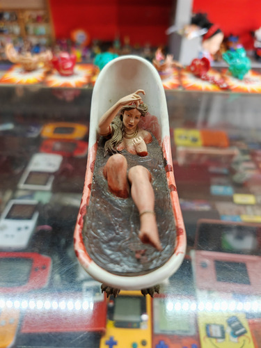 Elizabeth Bathory 6 Faces Of Madness Mcfarlane Toys (Reacondicionado)