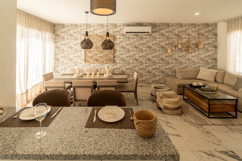 Casa En Venta En Playa Del Carmen, Bali, A 10 Minutos De La Playa