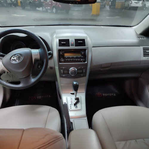 Imagen 8 de 9 de Toyota Corolla Aut