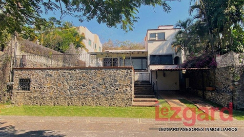 Tu Retiro Perfecto: Casa En Venta En Lomas De Cocoyoc