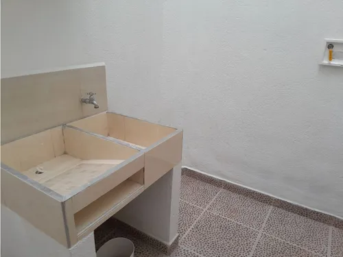 Casa Unifamiliar En Arriendo En La Ceja, Cerca Al Viva.