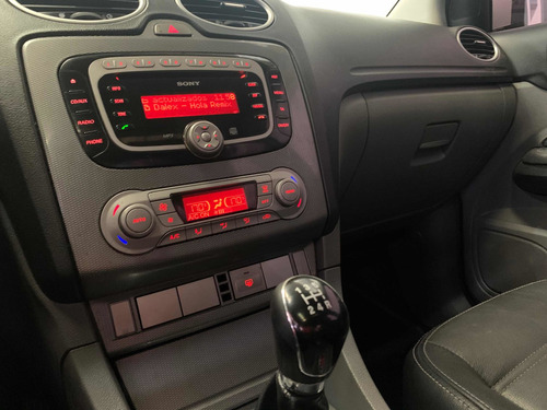 Ford Focus Ii 2009 2.0 Exe Sedan Ghia