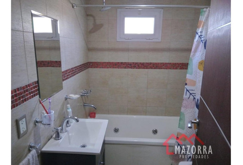 Imagen 11 de 17 de Casa En Venta - Caseros