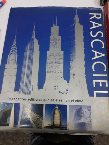 Rascacielos Importantes Edificios Que Se Alzan En El Cielo 