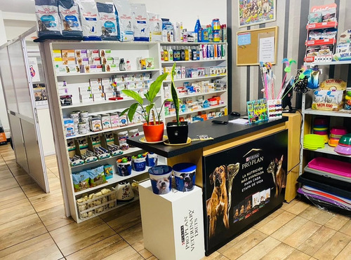 Vendo Fondo De Comercio Veterinaria, Pet Shop Y Peluqueria Canina Sobre Av. Independencia