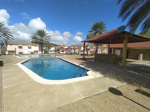 Imagen 15 de 15 de Moderno Town House Ubicado En La Terranova Porlamar Villas