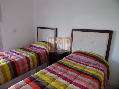 Hermoso Apartamento En Alquiler 2 Dormitorios Y Medio Con 2 Baños, 1 En Suite, Comodo Living Comedor Y Terraza -ref:16619