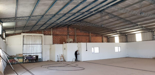 Imagen 20 de 30 de Alquilo Galpon 500 M2 - Predio 11.000 M2 Y Ofi 60 M2 -