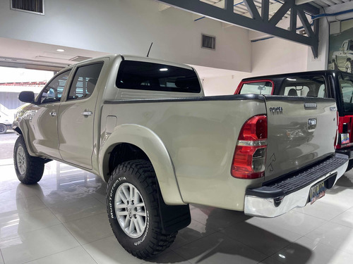 Imagen 5 de 14 de Toyota Hilux Kavak