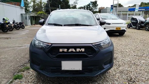 RAM 700 SLT