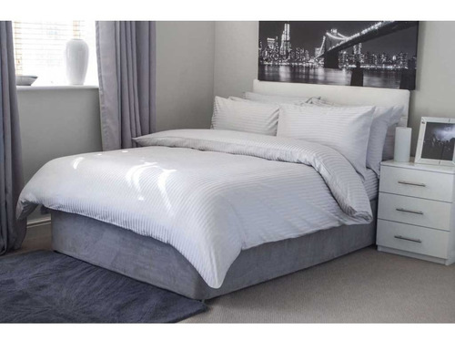 Imagen 8 de 9 de Duvet Sencillo Blanco Stripe + Plumón + Funda 3 Pzas