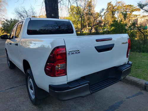 Imagen 5 de 13 de Toyota Hilux 2.4 Cd Dx 4x2 0 Km Patentada 2021