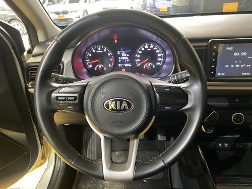 Imagen 18 de 25 de Kia Rio Vibrant