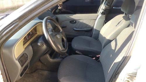 Imagem 15 de 17 de Fiat Palio Weekend