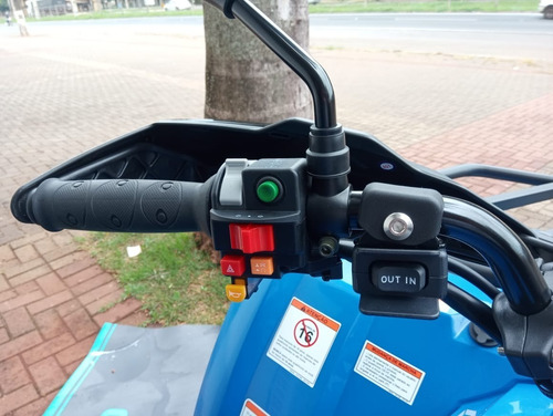 Imagem 10 de 15 de Quadriciclo Cforce 450l 2 Pessoas 4x4 Automático Gasolina
