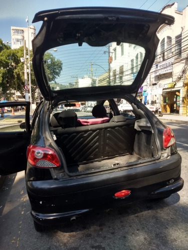 Imagem 2 de 15 de Peugeot 206