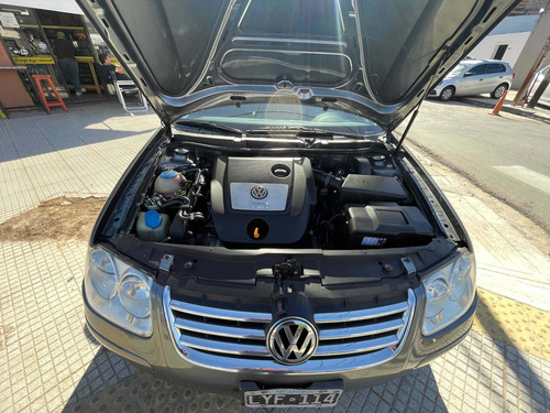 Imagen 11 de 14 de Volkswagen Bora 2012 1.9 Trendline I 100cv
