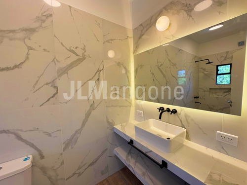 Casas 4 Amb Con Piscina, Cochera Y Parque, A Estrenar