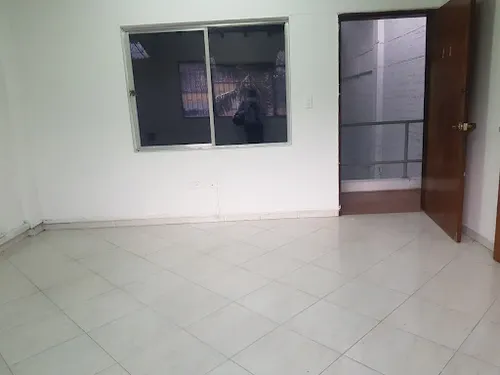Bodegas En Arriendo La Mayorista 743-7675