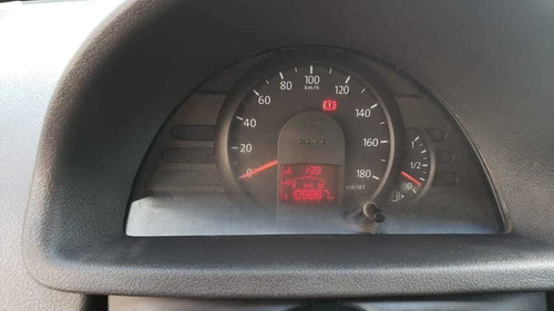 Imagem 6 de 9 de Volkswagen Gol 1.0 Giv 2014