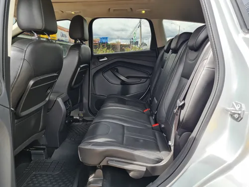 Ford Escape Titanium 2.0cc AT AA 4X4