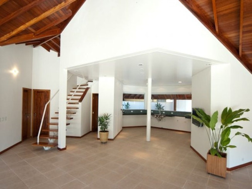 Imagem 5 de 10 de Casa Com Piscina Em Condomínio No Itaguá Em Ubatuba-sp - Cov45 - 3125723