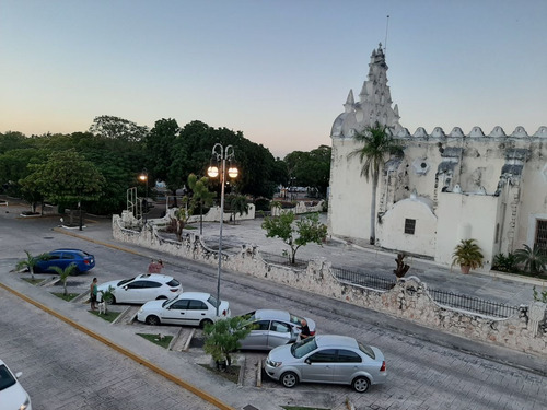 Imagen 1 de 10 de Magnìfico Terreno En Venta En El Centro Histórico De Mérida,