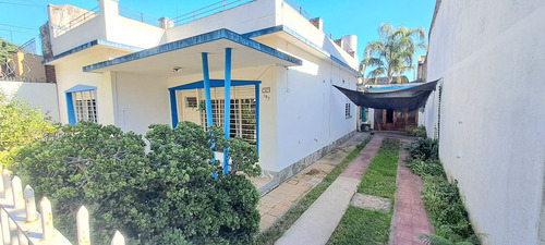 Venta Casa 3 Ambientes A Refaccionar - Padua Sur