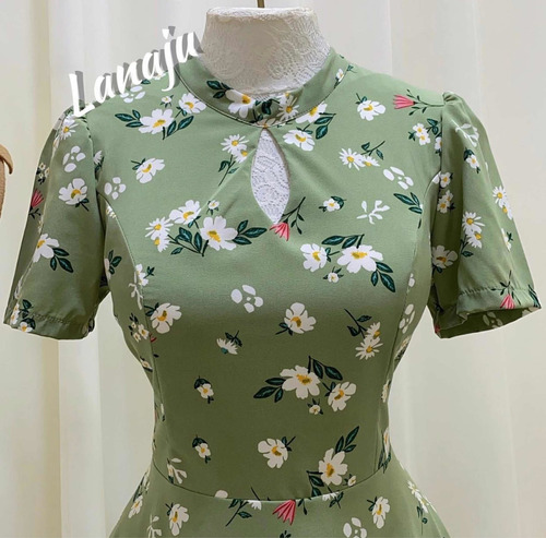 Imagem 3 de 8 de Vestido Ananda Modelo Midi Rodado