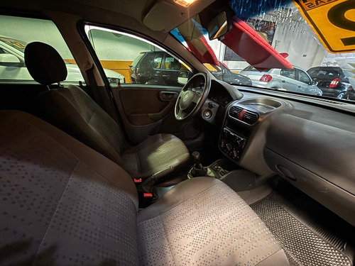 Chevrolet Corsa Chevrolet Corsa Hatch 2012 1.4 Flex Maxx Completo Manual Preto