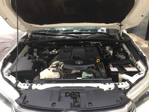 Toyota Hilux 2.8 Cd Srx 177cv 4x4 2017