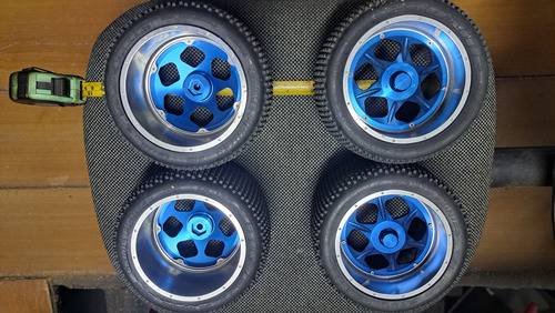 4 Rodas E Pneus Hpi Monster Truck Traxxas Revo T-maxx (Usado)