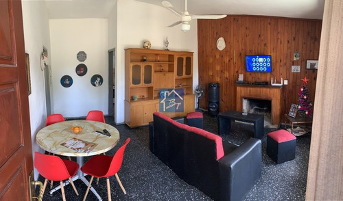 Casa En Venta, Playa Mansa, Punta Del Este- Ref: 928