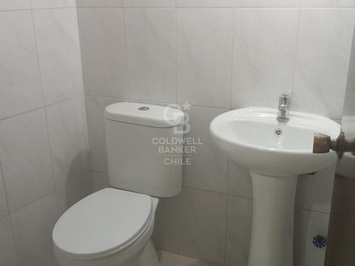 Amplio Local Comercial Metro Los Leones