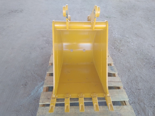 Bote Para Retroexcavadora Caterpillar 420