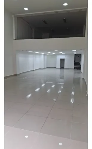 Local En Alquiler En Envigado - Central