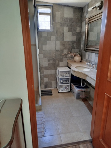 Preciosa Casa Con Tres Recamaras Cada Una Con Baño Completo, Jardín, Amplias Sala Y Comedor; A 30 Minutos De Santa Fe, Ciudad De México.