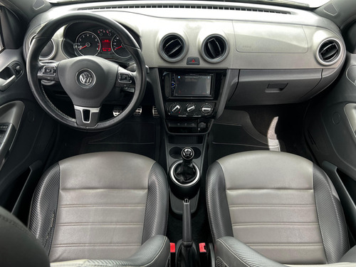 Volkswagen Saveiro 1.6 16v Cross Cab. Dupla Total Flex 2p