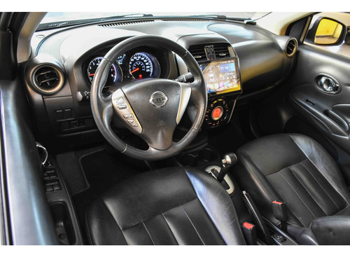Nissan Versa 1.6 16V FLEX UNIQUE 4P XTRONIC