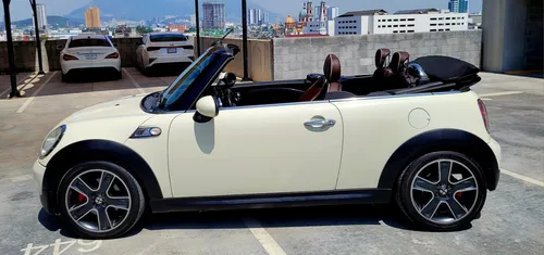Mini Cooper Convertible Hot Chilli S