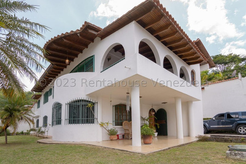 Casa Espectacular Con Excelente Distribucion En Prados Del Este A La Venta #23-33859 Mn Caracas - Baruta 