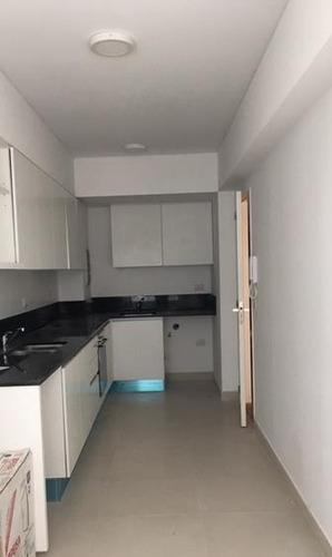 Imagen 5 de 13 de Departamento En Venta 4 Ambientes Olivos