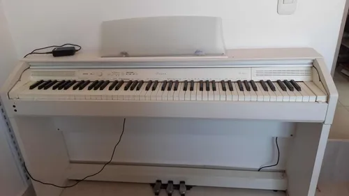 Piano Privia Px-740