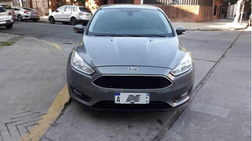 Ford Focus III 1.6 Sedan S