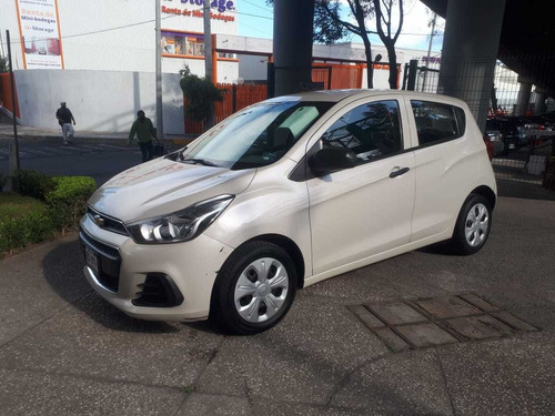 Imagen 1 de 12 de Chevrolet Spark 2017 1.4 Lt Mt