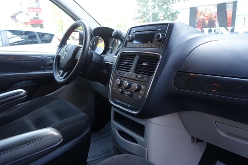 Imagen 8 de 13 de Dodge Grand Caravan 2018
