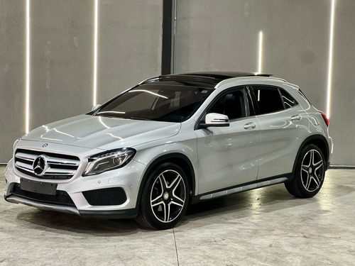 Mercedes-Benz Classe GLA 2.0 Sport Turbo 5p
