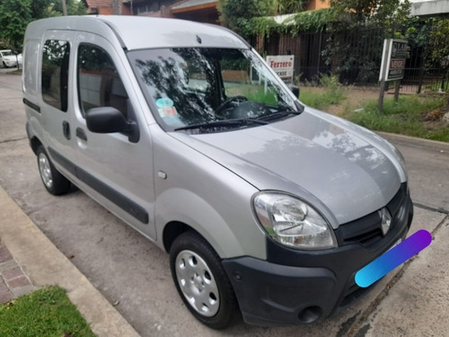 Imagen 9 de 17 de Renault Kangoo 2015 1.6 Furgon Ph3 Confort 5as Lc