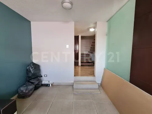 Casa En Venta Acondicionada Para Uso De Oficina En Mayorazgo