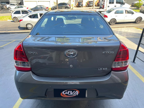 Toyota Etios XS Sedan 1.5 Flex 16V 4p Aut.